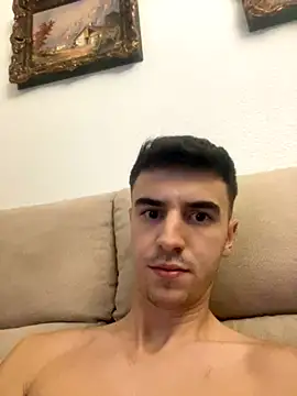 Snapshot of suarezz_ chatting on 26, 10, 2025 suarezz  online show from 26, 10, 2025