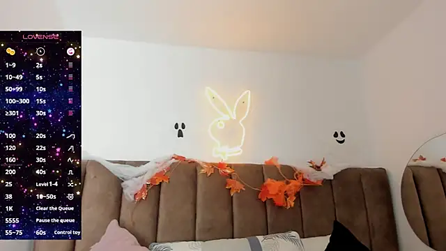 Snapshot of Amara18__ chatting on 27, 10, 2025 Amara18 online show from 27, 10, 2025