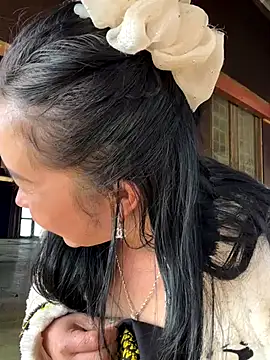 miemie-xx online show from 2, 12, 2025