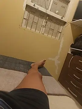 Snapshot of Merlin2310 chatting on 22, 12, 2025 Merlin2310 online show from 22, 12, 2025