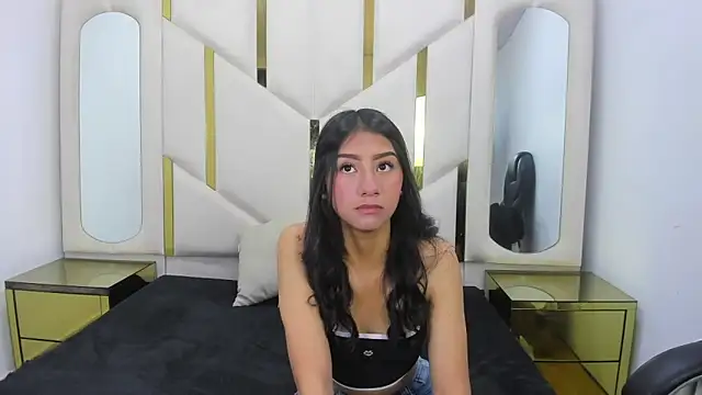 Snapshot of Mia_clark18 chatting on 16, 12, 2025 Mia clark18 online show from 16, 12, 2025