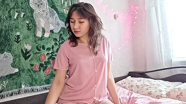 Snapshot of MiaLovelyOne chatting on 21, 3, 2026 MiaLovelyOne online show from 21, 3, 2026