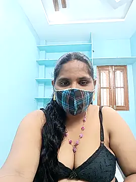 Snapshot of kajal-kajal1 chatting on 18, 10, 2025 kajal-kajal1 online show from 18, 10, 2025