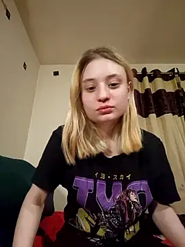 Snapshot of cinnamon-xx chatting on 24, 4, 2026 cinnamon-xx online show from 24, 4, 2026