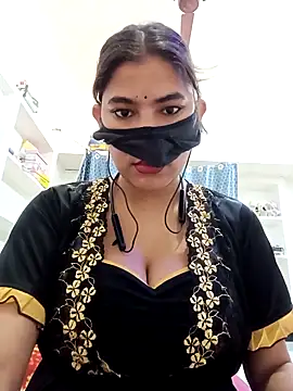 Snapshot of Hot_radhaji chatting on 25, 4, 2026 Hot radhaji online show from 25, 4, 2026