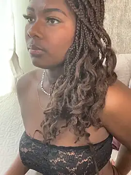 Snapshot of KarinaFlowers_ chatting on 23, 10, 2025 KarinaFlowers online show from 23, 10, 2025