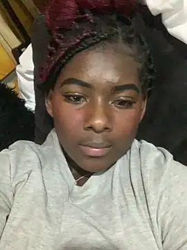 Snapshot of KarinaFlowers_ chatting on 29, 11, 2025 KarinaFlowers online show from 29, 11, 2025