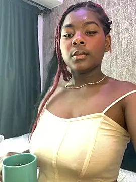 Snapshot of KarinaFlowers_ chatting on 2, 12, 2025 KarinaFlowers online show from 2, 12, 2025