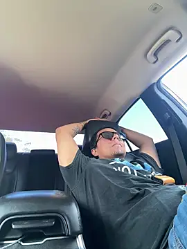 Snapshot of Steven-1989 chatting on 17, 4, 2026 Steven-1989 online show from 17, 4, 2026