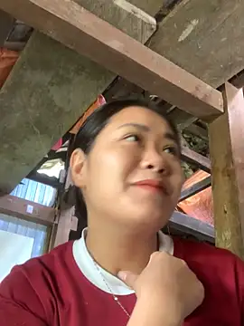 Snapshot of Misu-u chatting on 8, 10, 2025 Misu-u online show from 8, 10, 2025