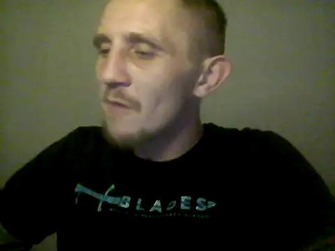 Snapshot of Twolatte chatting on 1, 12, 2025 Twolatte online show from 1, 12, 2025