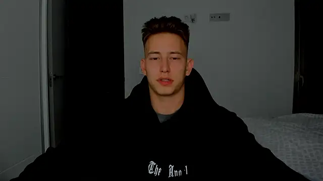 Snapshot of find0m_master chatting on 15, 3, 2026 find0m master online show from 15, 3, 2026