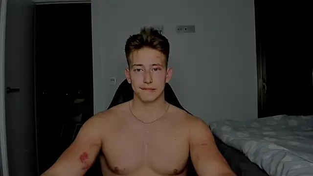 Snapshot of find0m_master chatting on 12, 4, 2026 find0m master online show from 12, 4, 2026