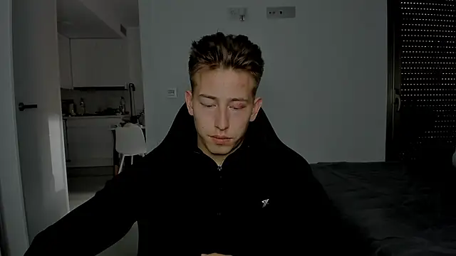 Snapshot of find0m_master chatting on 13, 4, 2026 find0m master online show from 13, 4, 2026