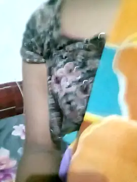 Sexy Riya Bhabhi online show from 2, 11, 2025