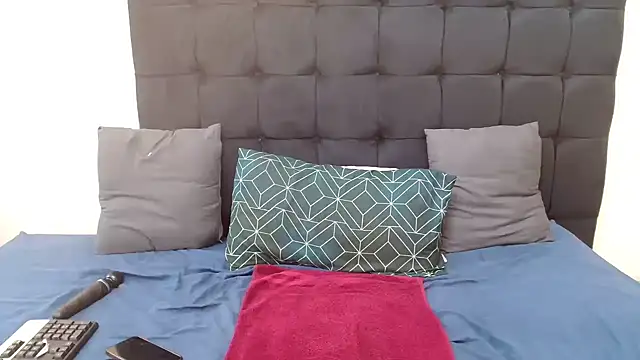 Snapshot of CaramelBootty chatting on 12, 2, 2026 CaramelBootty online show from 12, 2, 2026