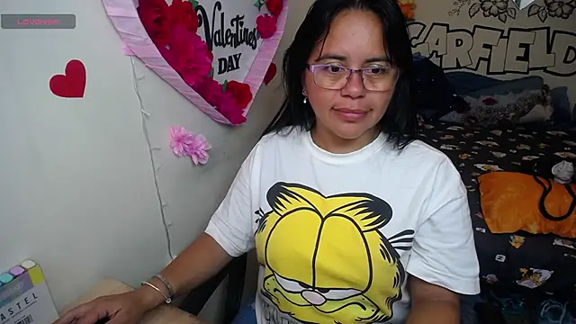 Snapshot of Miss__kendra_ chatting on 21, 5, 2026 Miss kendra online show from 21, 5, 2026