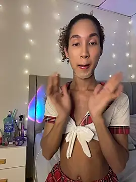 Snapshot of Chloe_Celeste chatting on 8, 8, 2026 Chloe Celeste online show from 8, 8, 2026