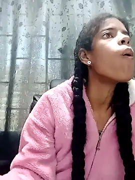 Snapshot of thianahorny chatting on 11, 6, 2026 thianahorny online show from 11, 6, 2026