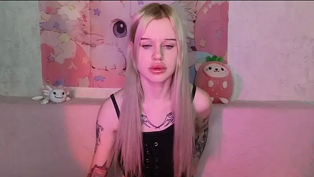 Snapshot of HoneyGold_ chatting on 20, 12, 2025 HoneyGold online show from 20, 12, 2025