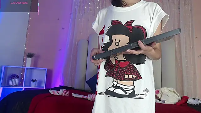 Snapshot of SweetRenata_ chatting on 9, 1, 2026 SweetRenata online show from 9, 1, 2026