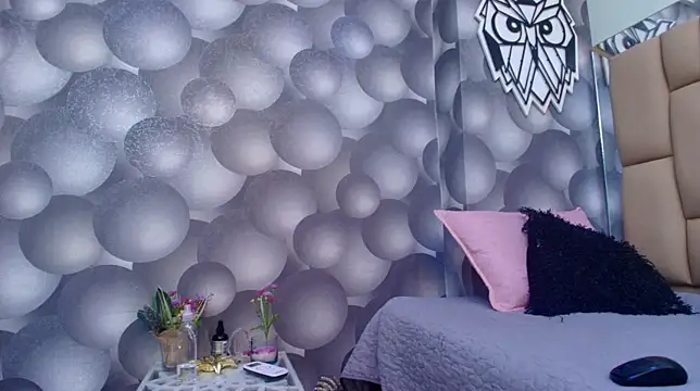 hannah teehn online show from 15, 10, 2025