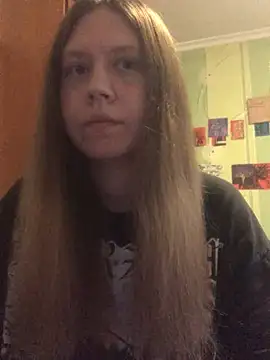 Snapshot of LunaVirelle chatting on 18, 4, 2026 LunaVirelle online show from 18, 4, 2026