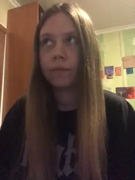 Snapshot of LunaVirelle chatting on 22, 4, 2026 LunaVirelle online show from 22, 4, 2026