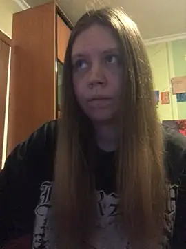 Snapshot of LunaVirelle chatting on 28, 4, 2026 LunaVirelle online show from 28, 4, 2026