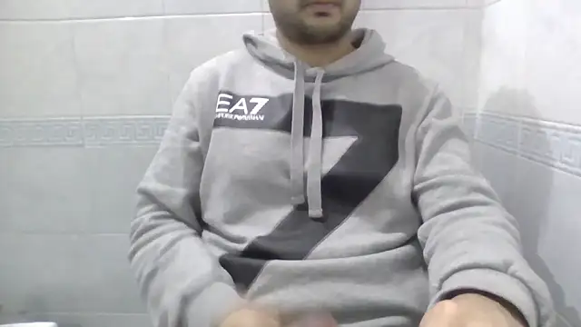 Snapshot of sci69 chatting on 5, 4, 2026 sci69 online show from 5, 4, 2026