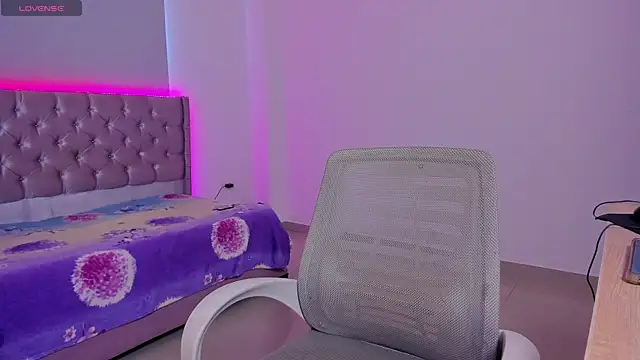 beiby glow online show from 19, 10, 2025