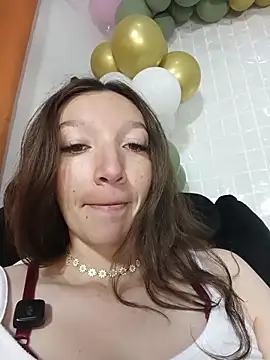 Snapshot of Lucy_colee chatting on 27, 3, 2026 Lucy colee online show from 27, 3, 2026