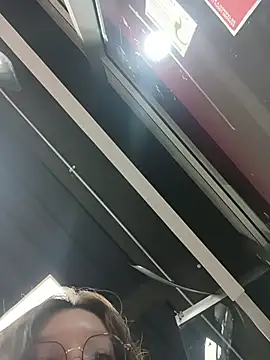 Snapshot of Lucy_colee chatting on 9, 4, 2026 Lucy colee online show from 9, 4, 2026