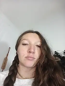 Snapshot of Lucy_colee chatting on 11, 4, 2026 Lucy colee online show from 11, 4, 2026