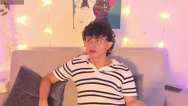 Snapshot of lua_boy chatting on 18, 4, 2026 lua boy online show from 18, 4, 2026