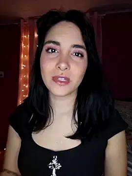 Snapshot of JulieGoth chatting on 26, 10, 2025 JulieGoth online show from 26, 10, 2025