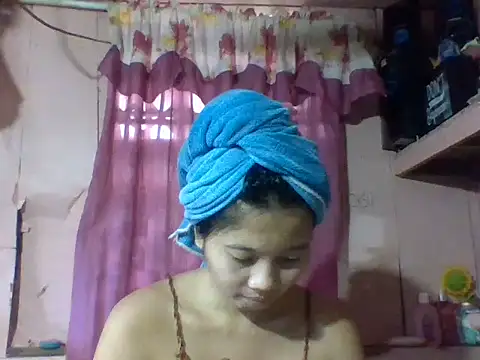 Baby girl0516 online show from 24, 10, 2025