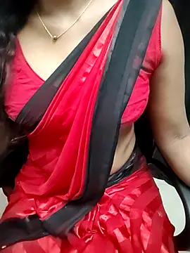 Snapshot of Tamilmallu-duskygirl03 chatting on 16, 7, 2026 Tamilmallu-duskygirl03 online show from 16, 7, 2026