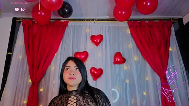 Snapshot of Victoria_Jonhss chatting on 12, 2, 2026 Victoria Jonhss online show from 12, 2, 2026