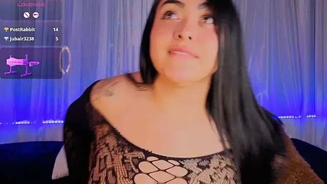 Snapshot of Victoria_Jonhss chatting on 8, 4, 2026 Victoria Jonhss online show from 8, 4, 2026