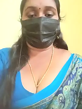 Snapshot of tamil-mala23 chatting on 31, 10, 2025 tamil-mala23 online show from 31, 10, 2025