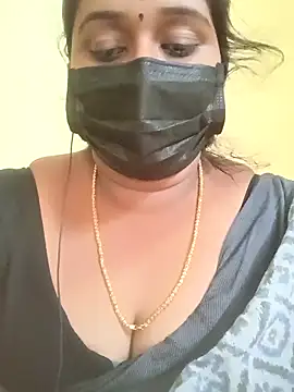 Snapshot of tamil-mala23 chatting on 1, 11, 2025 tamil-mala23 online show from 1, 11, 2025