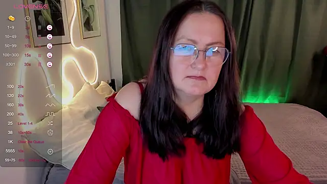 Snapshot of hottyannaa chatting on 24, 11, 2025 hottyannaa online show from 24, 11, 2025