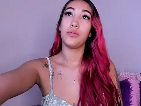 HeidyRousse online show from 14, 11, 2025