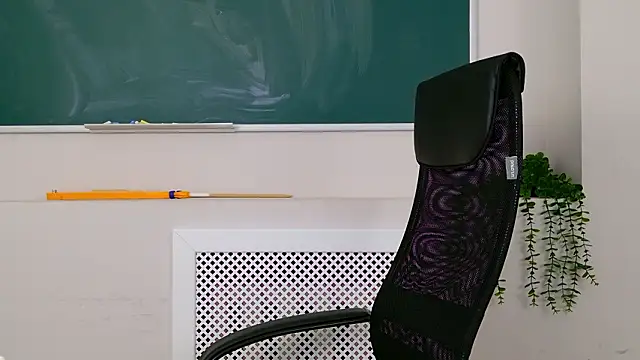 Snapshot of ClaireMathis chatting on 16, 3, 2026 ClaireMathis online show from 16, 3, 2026