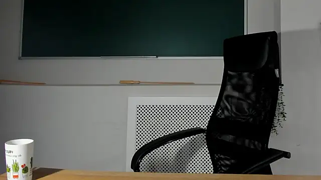 Snapshot of ClaireMathis chatting on 16, 4, 2026 ClaireMathis online show from 16, 4, 2026