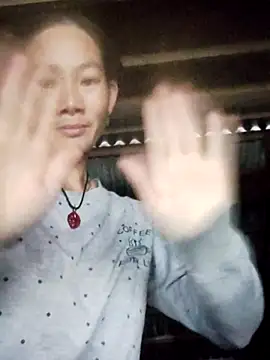Snapshot of gio-thu chatting on 18, 10, 2025 gio-thu online show from 18, 10, 2025
