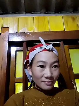 gio-thu online show from 3, 12, 2025