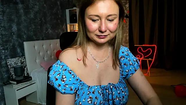 scent  of woman online show from 5, 11, 2025