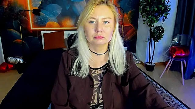 scent  of woman online show from 28, 5, 2026